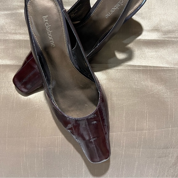 Liz Claiborne brown sling backs size 8 Medium - Picture 2 of 8